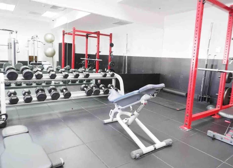 Spacious 1Bedroom Unit Brickell-Free Parking Miami Luaran gambar