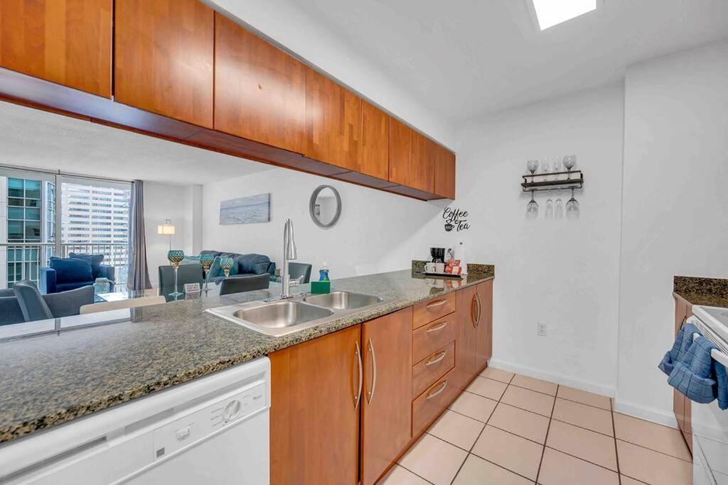 Spacious 1Bedroom Unit Brickell-Free Parking Miami Luaran gambar